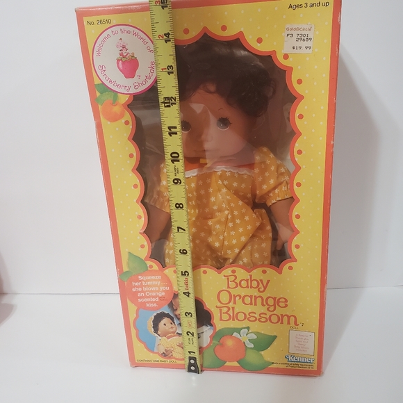 **SOLD *** Vintage strawberry shortcake orange blossom blow kiss doll. - Picture 16 of 16